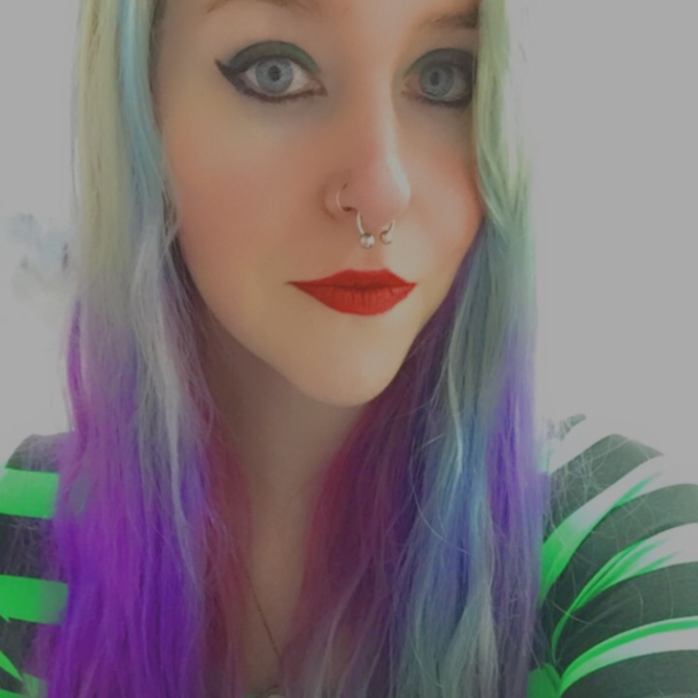Meet your Posher, Courtney